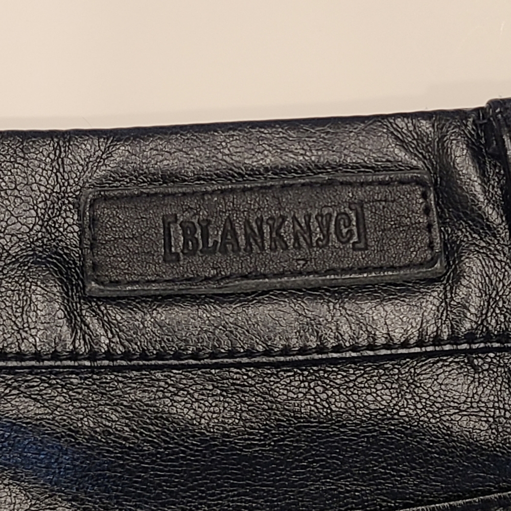Blank NYC Black Faux Leather Vegan Leather Skinny Classique Pants 27 NWOT - Picture 9 of 12